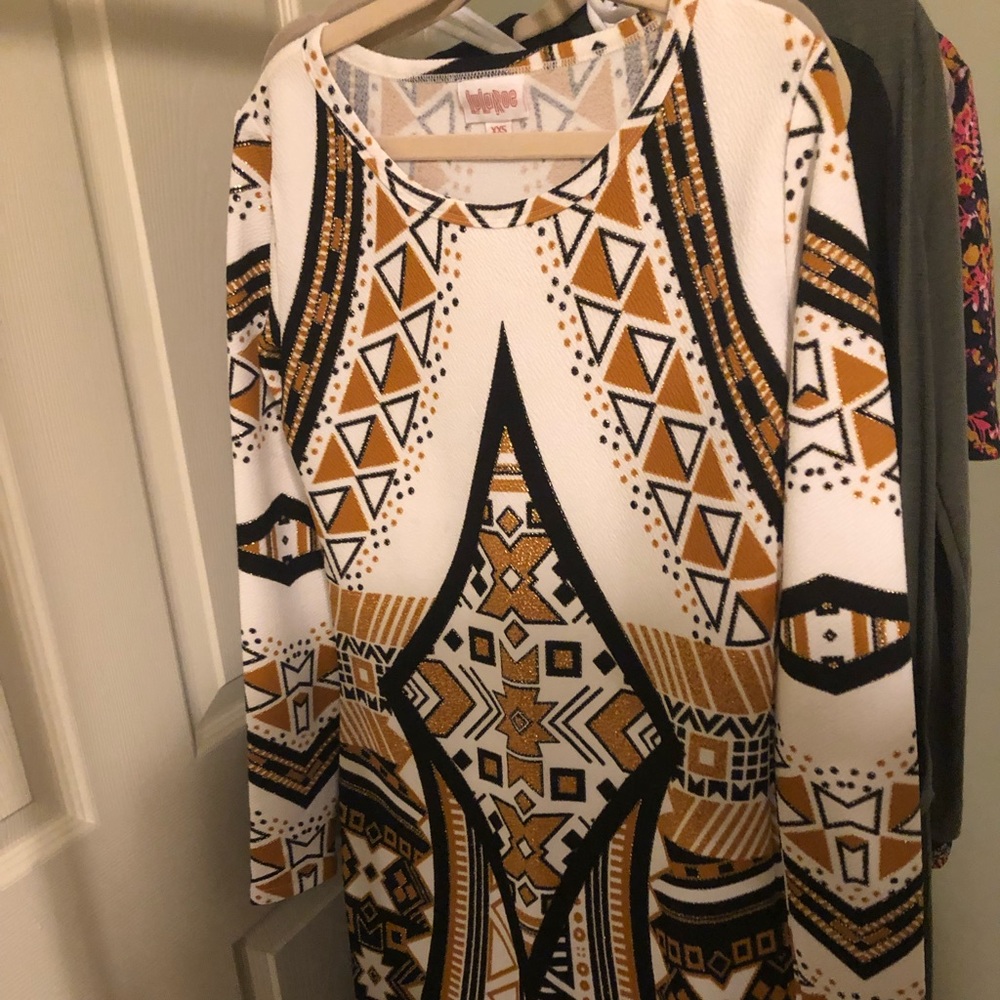 LuLaRoe Debbie elegant collection